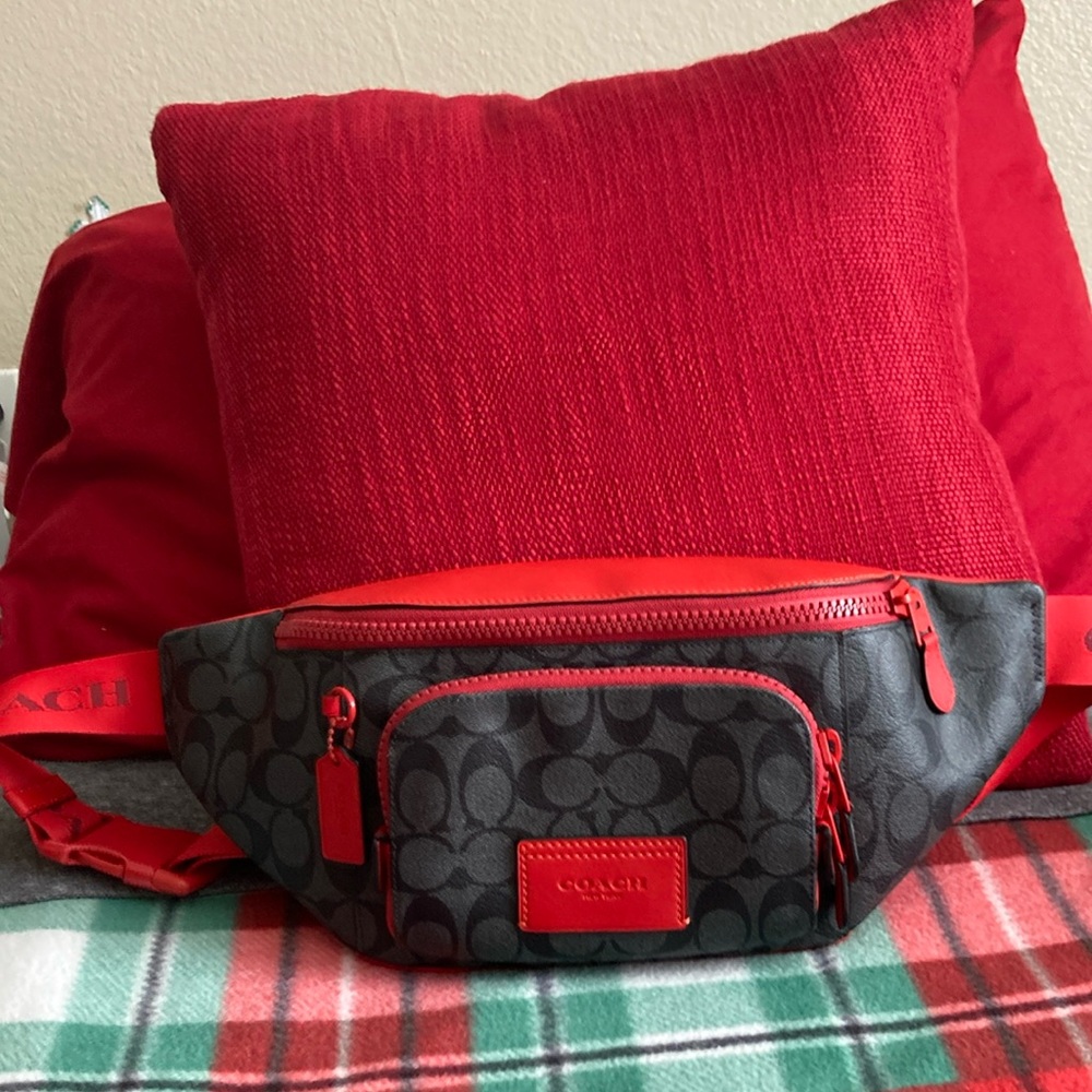 Coach Belt Bag—Bright Poppy/Charcoal